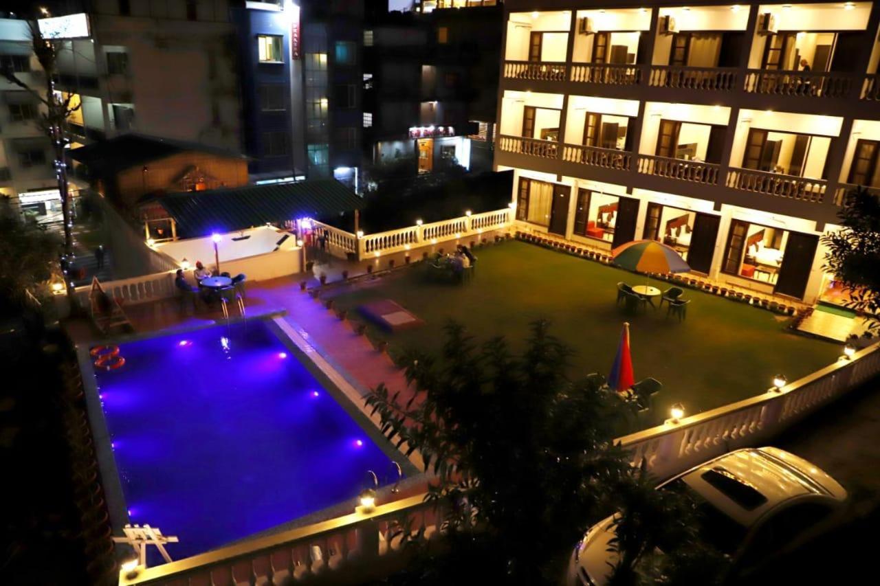 Rishikesh Grand Ξενοδοχείο Εξωτερικό φωτογραφία