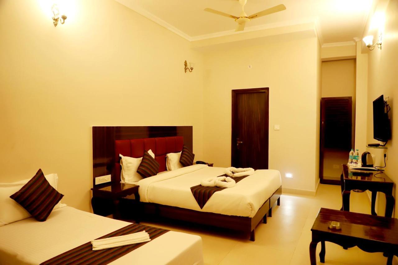 Rishikesh Grand Ξενοδοχείο Εξωτερικό φωτογραφία